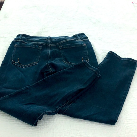 INC 12S Women’s mid rise jeans - Picture 5 of 5